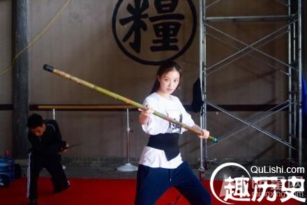 倪妮2015学习武术生活照 进击的女汉子