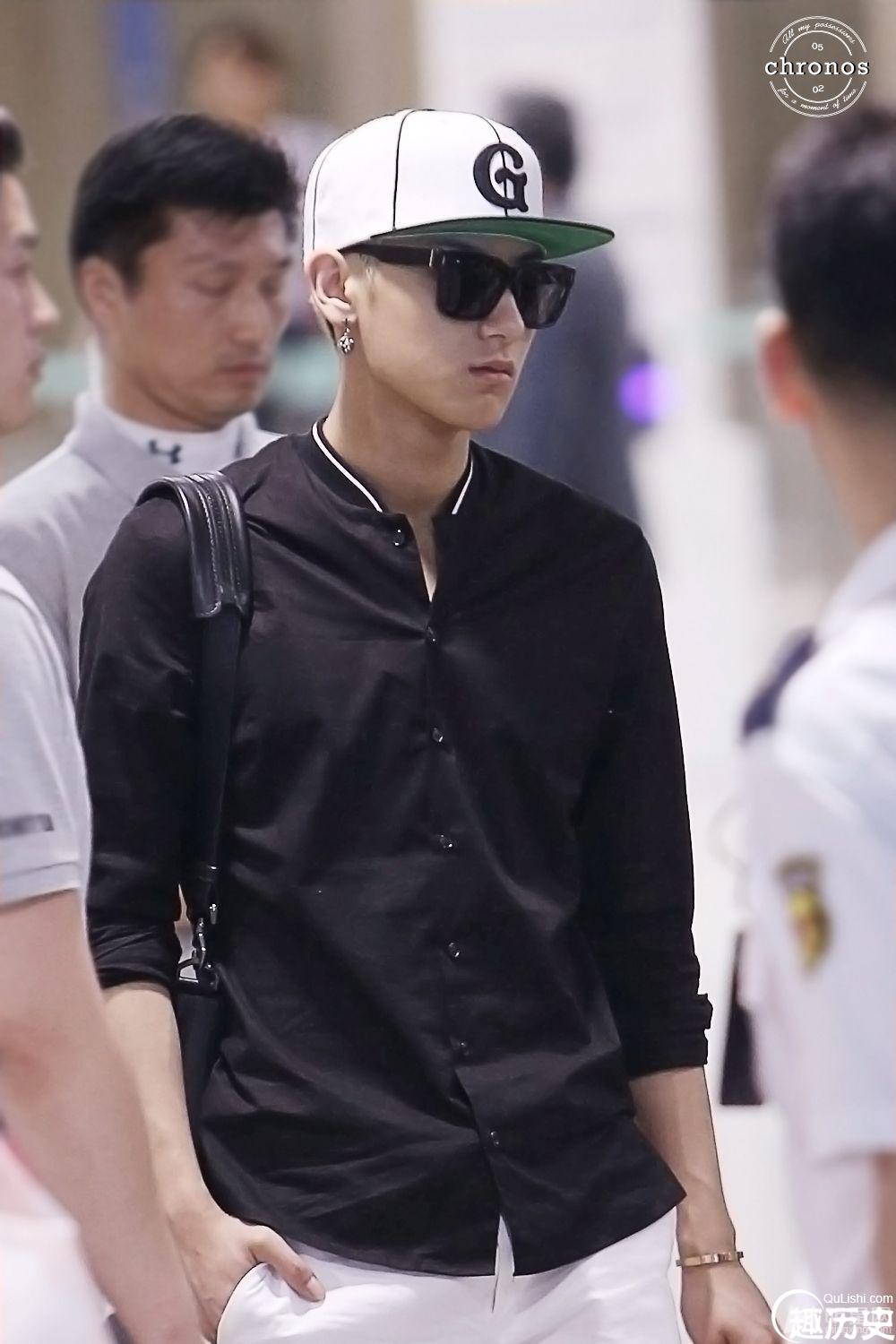 2014年6月EXO武汉飞韩国机场时尚写真 黄子韬图片写真帅气