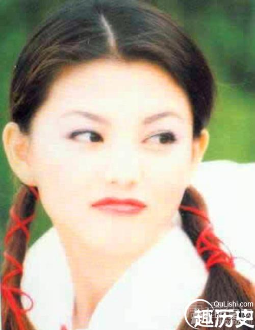 李湘15年前青涩照曝光 笑容甜美清纯无限