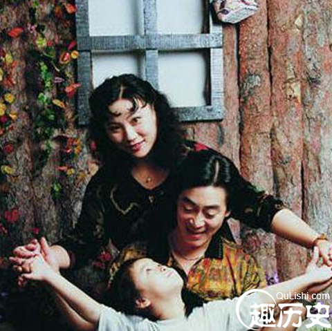 六小龄童的女儿叫什么 儿时照片撞脸杨幂