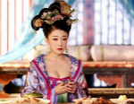 唐朝女子盛行穿低胸甚至露胸装 诗文中多有记载