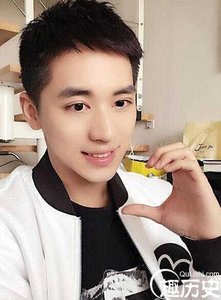 上瘾男主角黄景瑜许魏洲是情侣吗许魏洲个人资料-趣历史