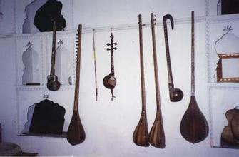 维吾尔族的乐器有多少种？维吾尔民族乐器