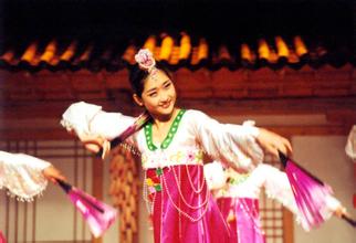 朝鲜族文化 朝鲜族的音乐和舞蹈有什么特色