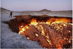 土库曼斯坦沙漠“地狱之门”  42年不灭的人间圣火