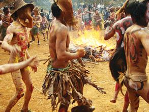 黎族用于宗教活动的服饰是什么样子的