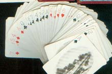 满清时期的扑克牌 精美异常 皇帝的卧室也印上了