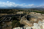 希腊发现3000年前“冰封王座” ：由渗水材料打造