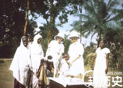 百年前印度在西方殖民统治下的一组彩色照片