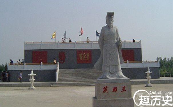 燕昭王雕像