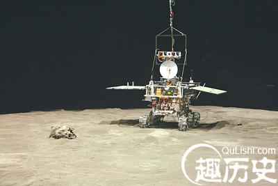 嫦娥三号探测器成功落月
