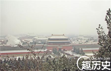 雪景紫荆城