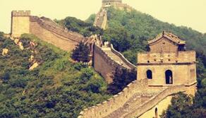 秦始皇攻打匈奴胜利在望为何放弃进攻却修长城