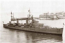 英军击沉德国的布柳彻号战舰