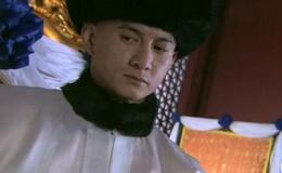 雍正血祭康熙陵内幕：跪着上坟填土号泣不止