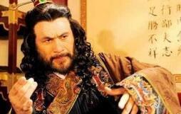 杨国忠在杨贵妃与安禄山之间起到什么作用