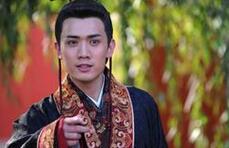 李瑁把杨玉环让给父亲是自愿的还是被迫的?