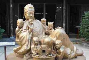 沈万三是因为在皇帝面前炫富被流放至死的吗？