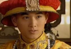 康熙为什么在众多子孙中喜欢弘历这个孙子