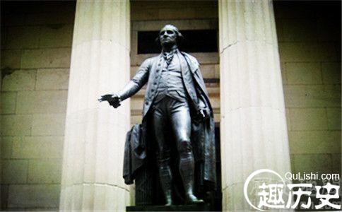 华盛顿总统铜像