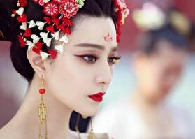 揭秘武媚娘的初夜:巧用泪水勾住帝王心