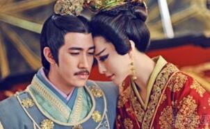 武则天掌权后为什么要给自己改名武曌呢？