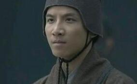 为什么有人说陈登是曹操安排在吕布身边的奸细