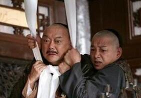 历史解密：嘉庆为何不查贪官和珅四个美女管家