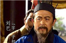 他到哪里都是重要大臣 曹操刘备求他效力