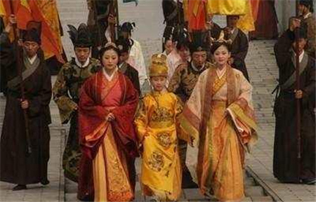 万历皇帝30年不上朝?打开陵墓后人们惊呆了