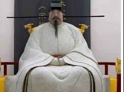 御史被赵匡胤打掉门牙为何还敢凛然不惧？