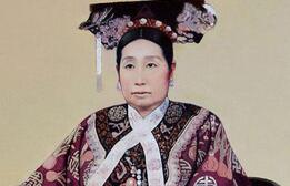 慈禧69岁像40岁原因：每天半碗人乳梳妆3小时