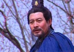 他亲历三个朝代刘备错过了他却被曹操重用