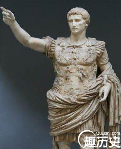 凯撒大帝雕塑