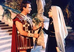 埃及艳后用惊人美貌征服安东尼保护埃及的国土