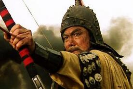 黄忠厉害吗：为何年过半百还得刘备重用