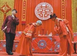 在新人结婚的时候为什么一定要拜堂成亲