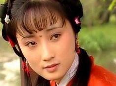 红楼梦中薛蟠的妾香菱后来拜了谁为师?