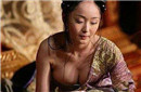 标新立异:唐代女子服饰为何钟爱半露胸式裙装
