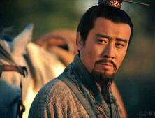 先主刘备冒充是中山靖王之后的意图是什么?