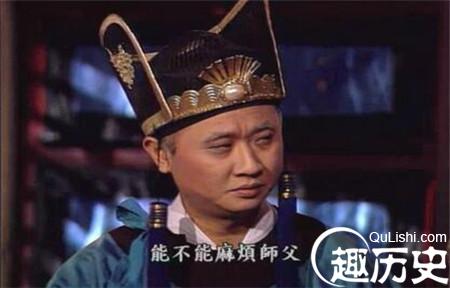 他在七岁就因为一次偶然的机会被送进元朝皇宫成为了一名小太监