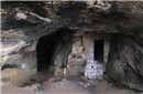 苏格兰偏远乡村发现神秘洞穴：遍布人类头颅