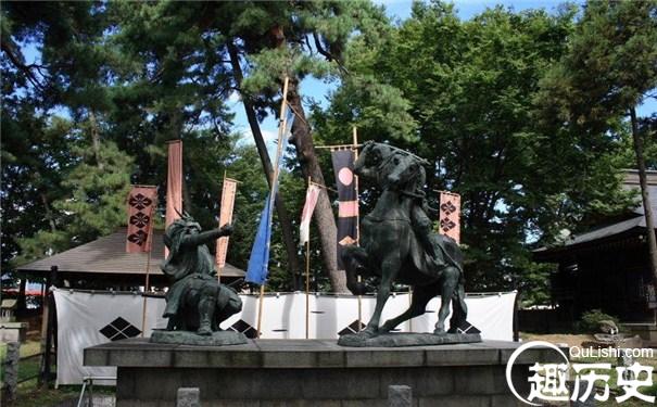 手取川之战两方将领雕像
