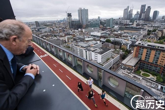 伦敦“最高”跑道：上班族在楼顶跑步锻炼