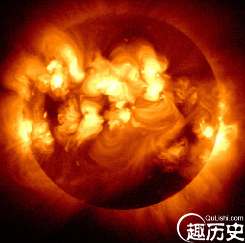太阳耀斑猛烈爆发画面 第二次爆发创下了11年来的“最强”纪录