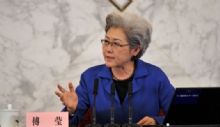 傅莹：从电影放映员到外交官 