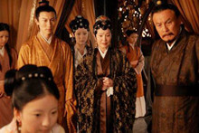 《红楼梦》中贾政为什么对老婆王夫人不满？