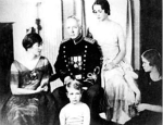 美国巴顿将军的奇怪婚恋：找一个理解死的人