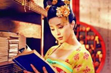《武则天》遭吐槽：居然看明朝才有的线装书 