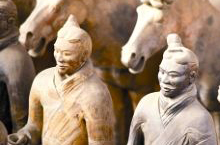兵马俑真正的主人竟不是秦始皇？ 兵马俑的神秘主人